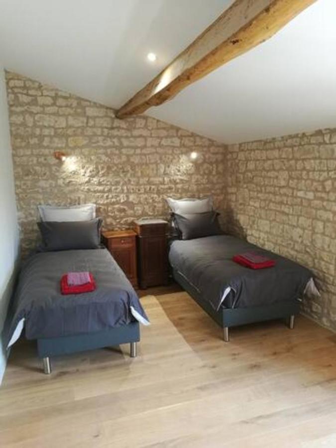 Chateau Des Loups - Les Cedres Bleus Echire ภายนอก รูปภาพ